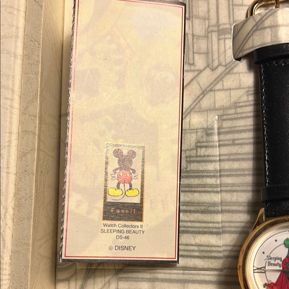 Disney Sleeping Beauty Limited Edition Watch - Picture 8 of 13